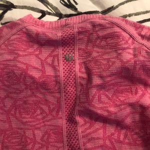 Lululemon workout shirt